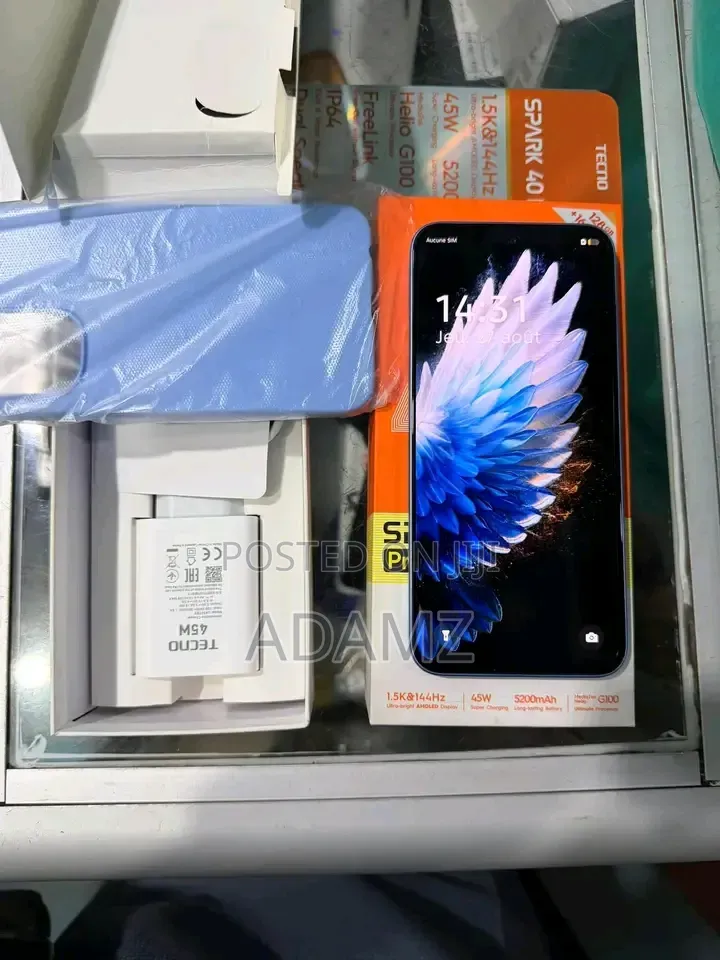 New Tecno Spark 40 Pro 256 GB Blue