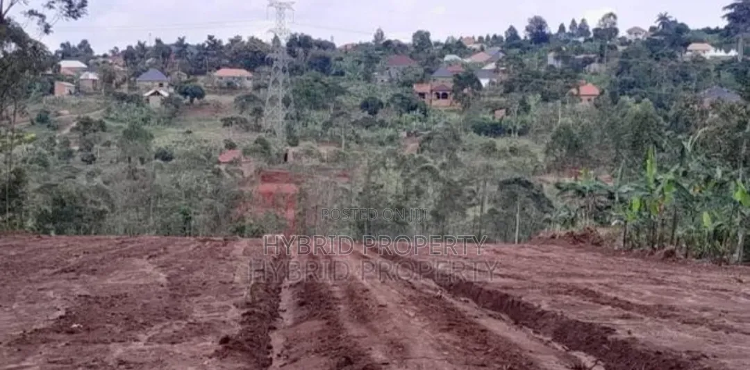 Prime Plots for Sale at Mpigi~Kubikondo Estate~Masaka Road.