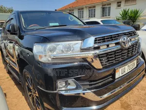 Toyota Land Cruiser 4.5 V8 GX-R 2015 Black