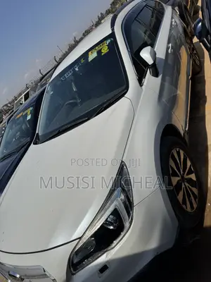 Subaru Outback 2.5i Limited AWD 2017 White