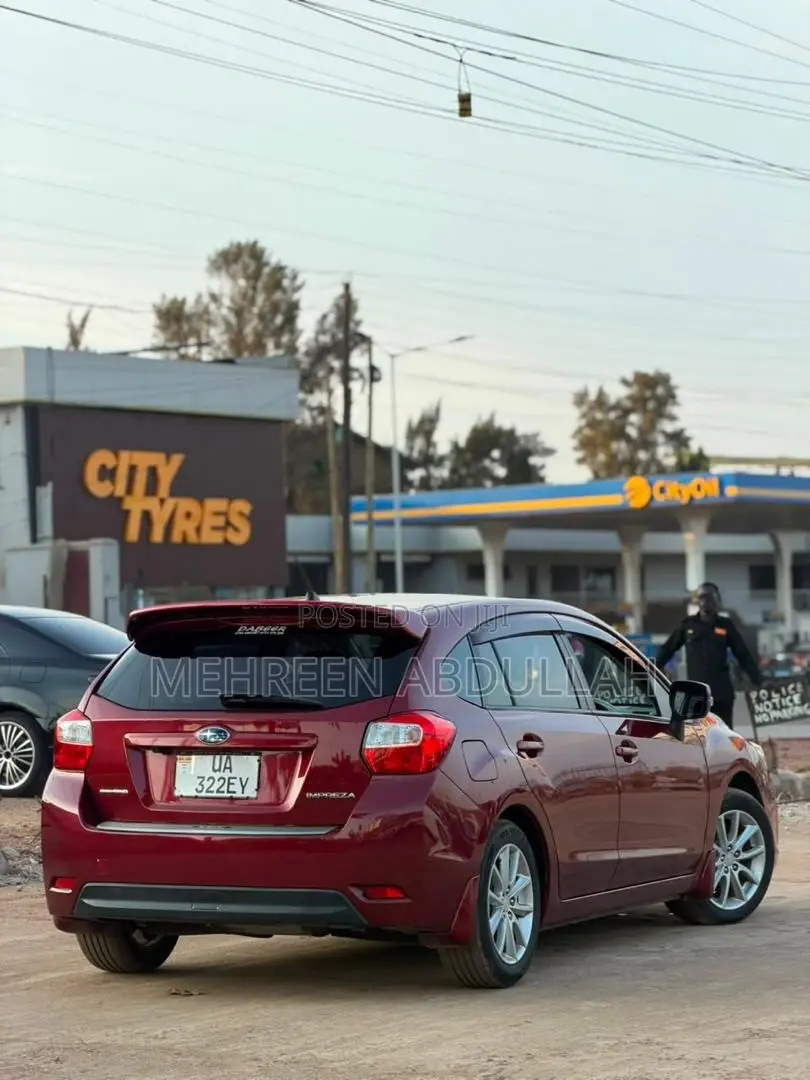 Subaru Impreza 2.0 2000 Red