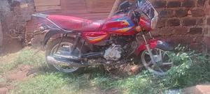 Bajaj CT 125X 2023 Red