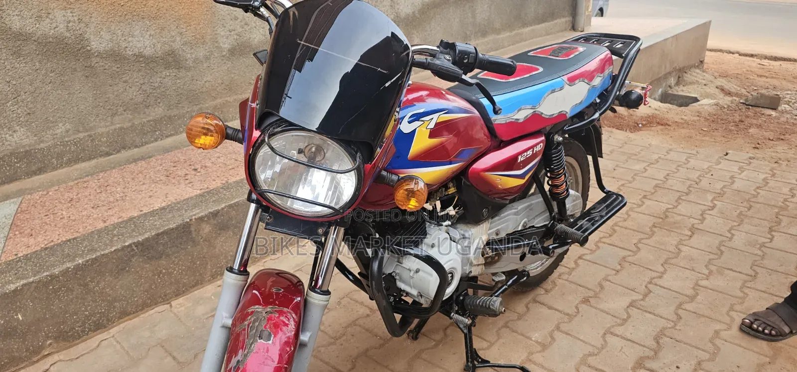 Bajaj CT 125X 2025 Red