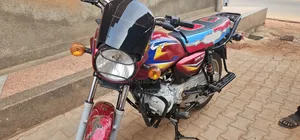 Bajaj CT 125X 2025 Red