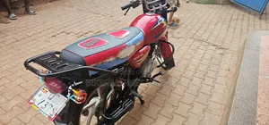 Bajaj CT 125X 2025 Red