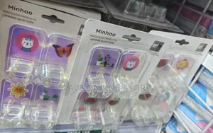 Minhao Traceless Strong Glue Hooks,