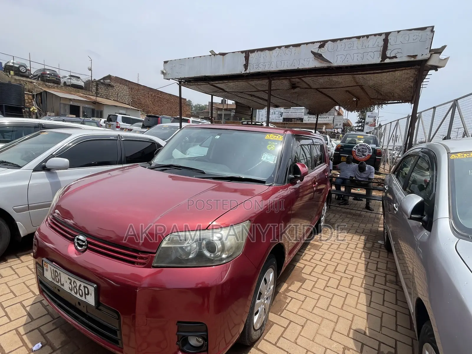 Toyota Corolla Rumion 2010 Maroon