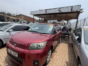 Toyota Corolla Rumion 2010 Maroon