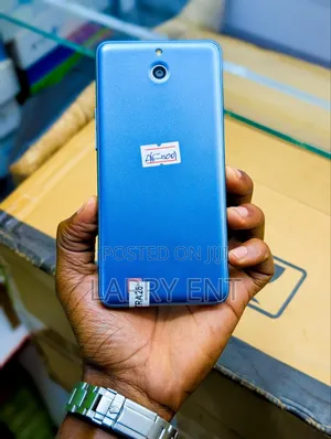 New Kyocera Basio 4 32 GB Blue
