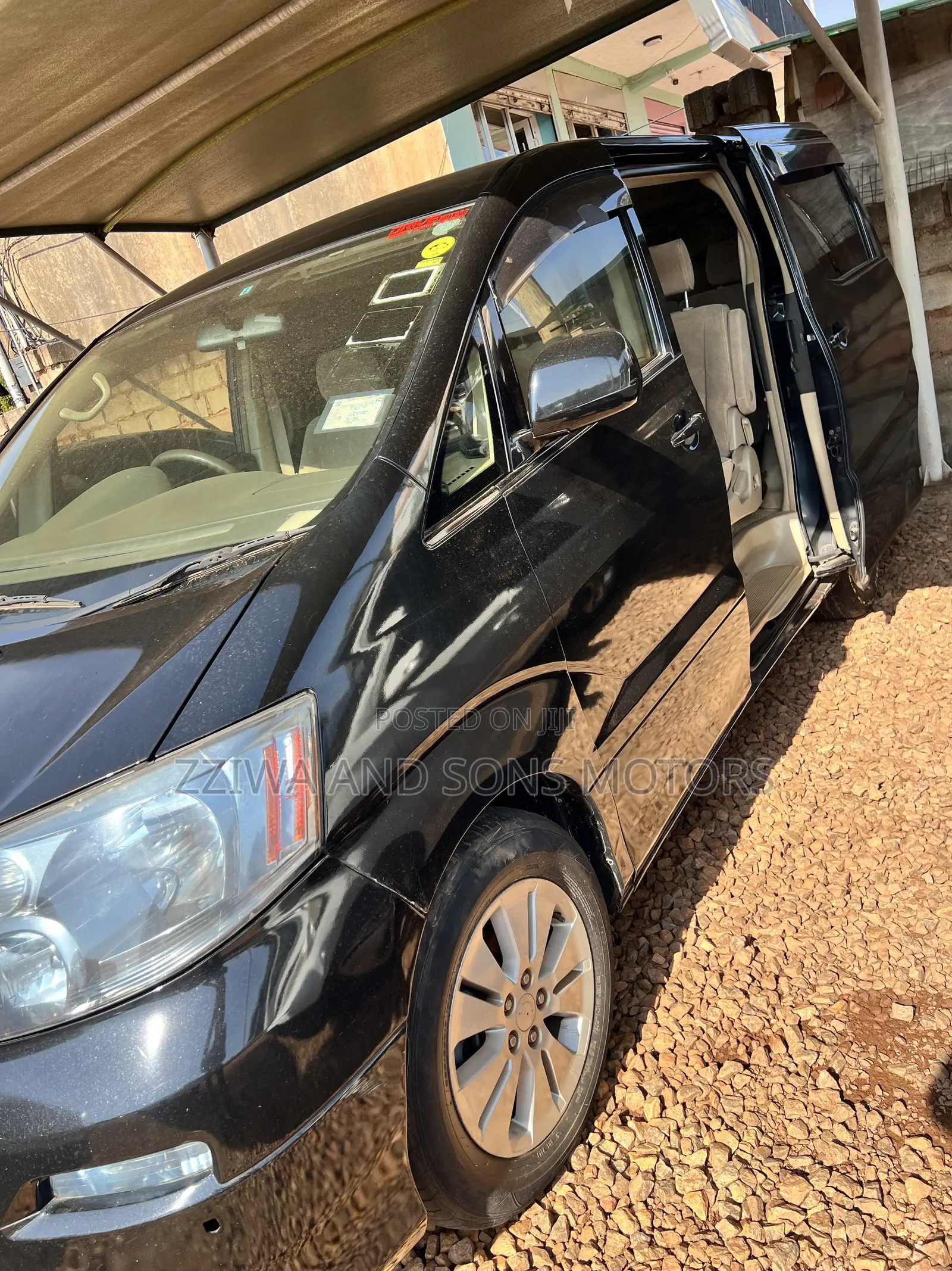 Toyota Alphard 2.4 Petrol AWD 2005 Black