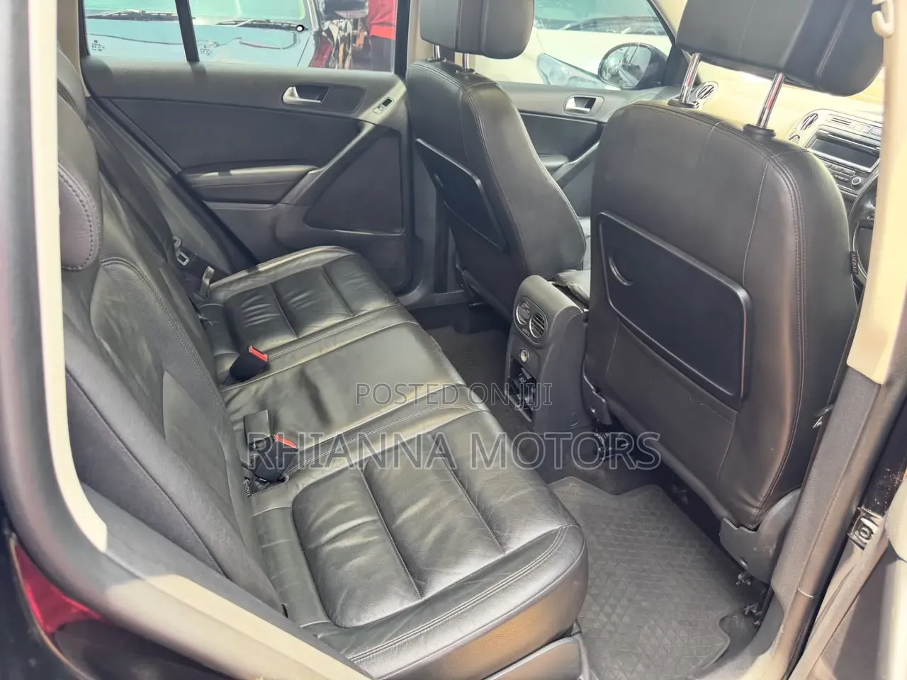 Volkswagen Tiguan 2013 Black