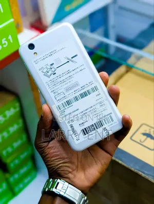 Sharp Aquos Sense SHV40 32 GB White