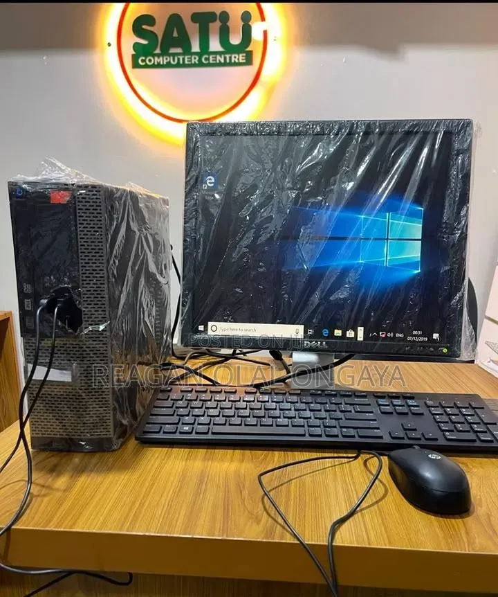 Desktop Computer Dell OptiPlex 3020 4GB Intel Core i3 HDD 500GB