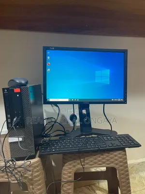 Desktop Computer Dell OptiPlex 3020 4GB Intel Core i3 HDD 500GB