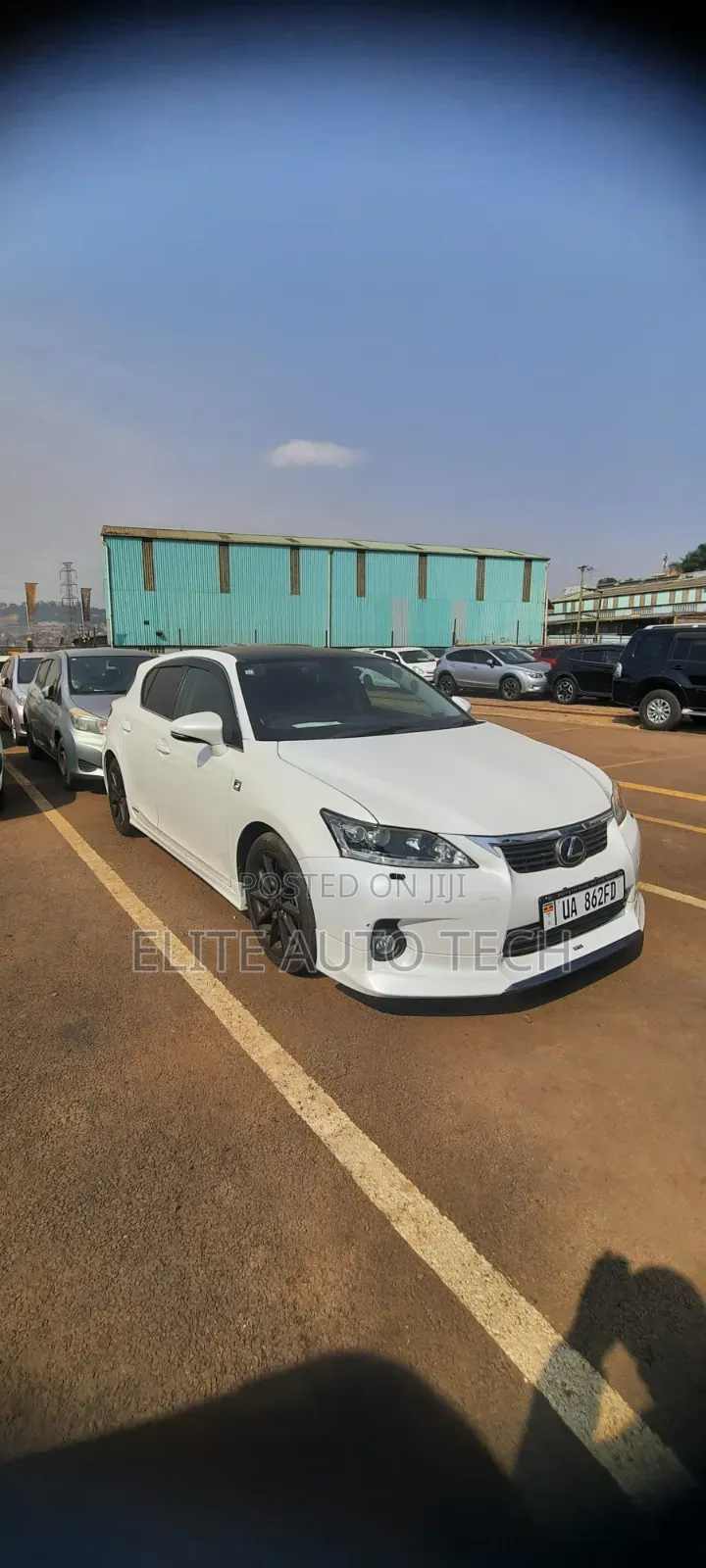 Lexus CT Premium FWD 2012 White