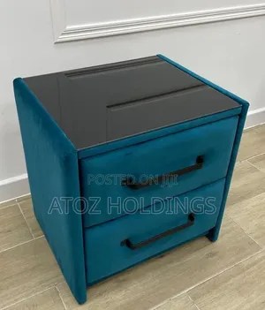 Drawers/Dressed Bedside Drawers in Any Colour or Material 600,000/-
