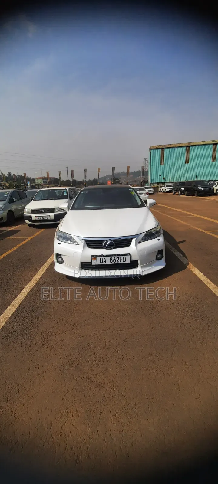 Lexus CT Premium FWD 2012 White