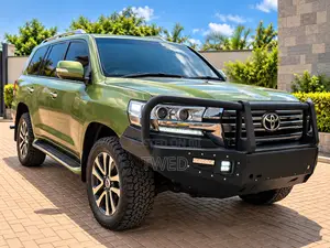 Toyota Land Cruiser 4.5 V8 GXR 2018 Green