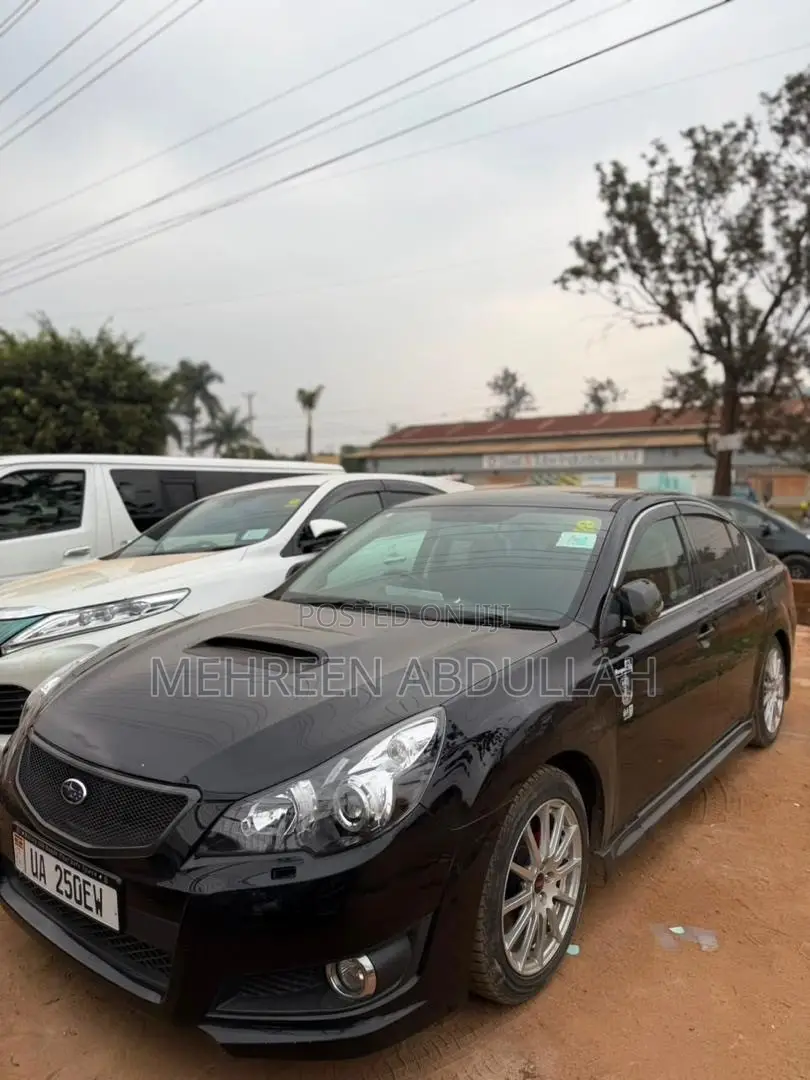 Subaru Legacy 2.0D Estate 2012 Black