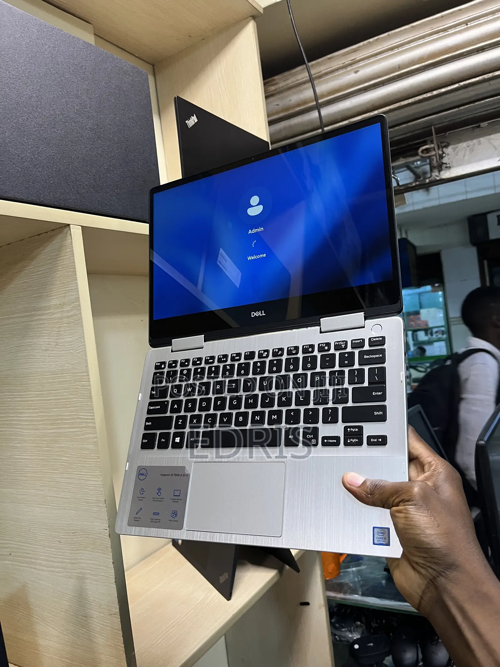 Laptop Dell Inspiron 13 7306 2-in-1 8GB Intel Core i5 SSD 256GB
