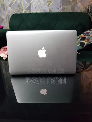 Laptop Apple MacBook 2015 4GB Intel Core i5 SSD 128GB