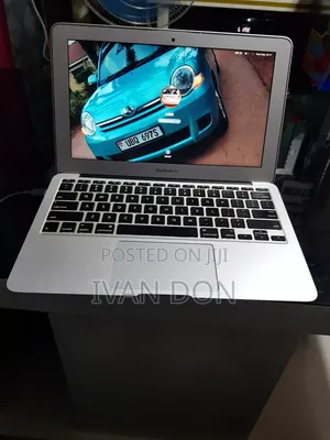 Laptop Apple MacBook 2015 4GB Intel Core i5 SSD 128GB
