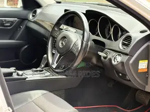 Mercedes-Benz C180 2012 White