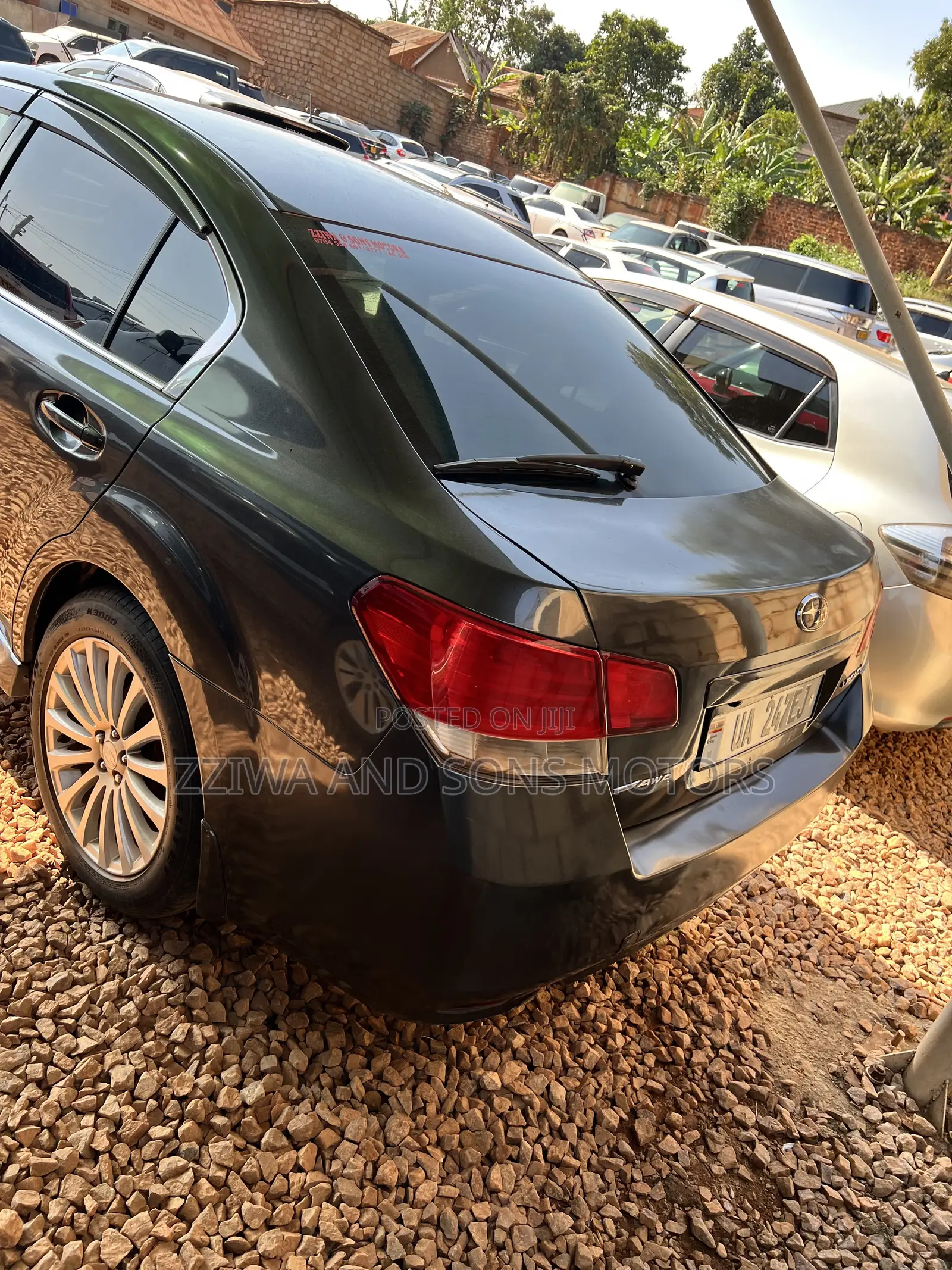 Subaru Legacy 2.5i 2010 Gray