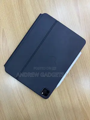 Apple iPad Pro 11 (2022) 128 GB Gray