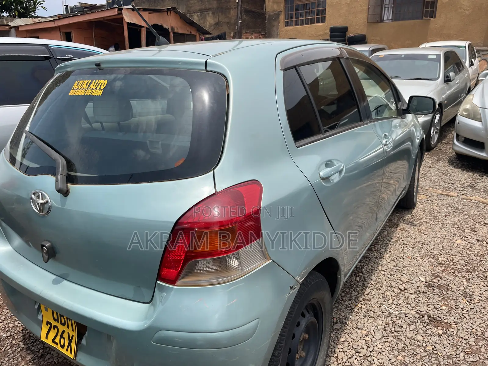 Toyota Vitz 2009 Gray