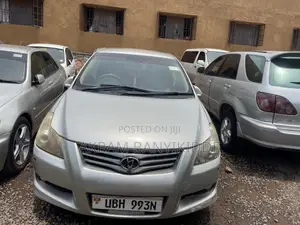 Toyota Blade 2011 Silver