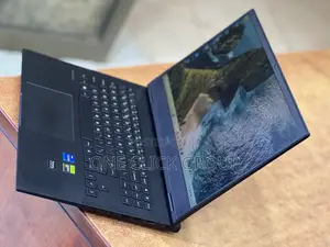 New Laptop HP Omen 16 16GB Intel Core i7 SSHD (Hybrid) 1T