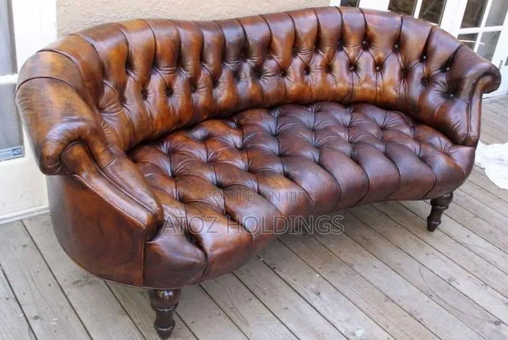 Sofas/Italian Vintage 2 Seaters Leather Chesterfield From 1,500,000/-