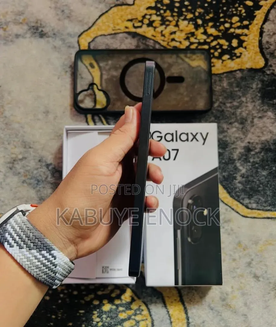New Samsung Galaxy A07 4G 128 GB Black