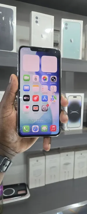 Apple iPhone 11 Pro Max 64 GB White