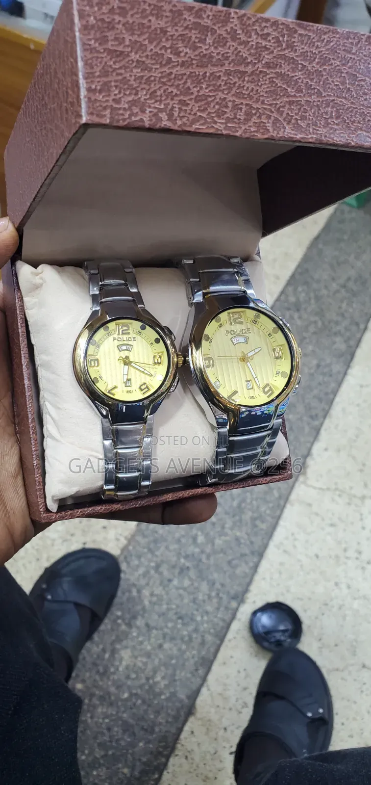 Police Analog Wristwatch Featuring a Bright Gold-Toned Dial