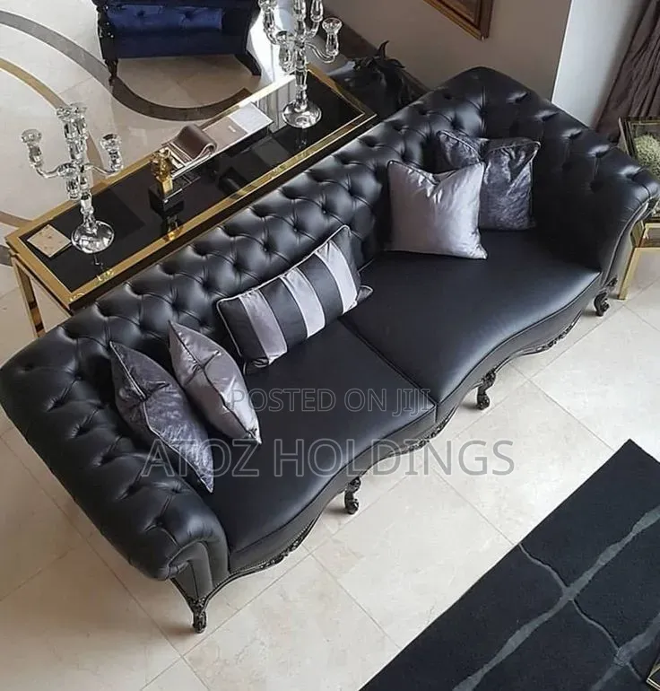 Sofas/Queen Alexandria Vintage Chesterfield Sofas 1,800,000/- On Order
