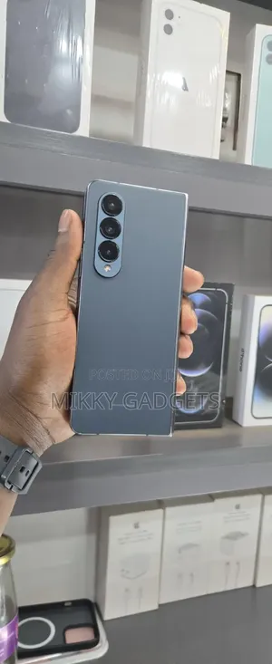 Samsung Galaxy Z Fold4 256 GB Blue