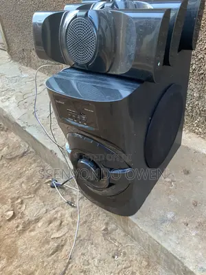 Woofer in Goood Condition and It’s for 10000 Kampala Lubaga A