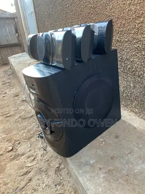 Woofer in Goood Condition and It’s for 10000 Kampala Lubaga A