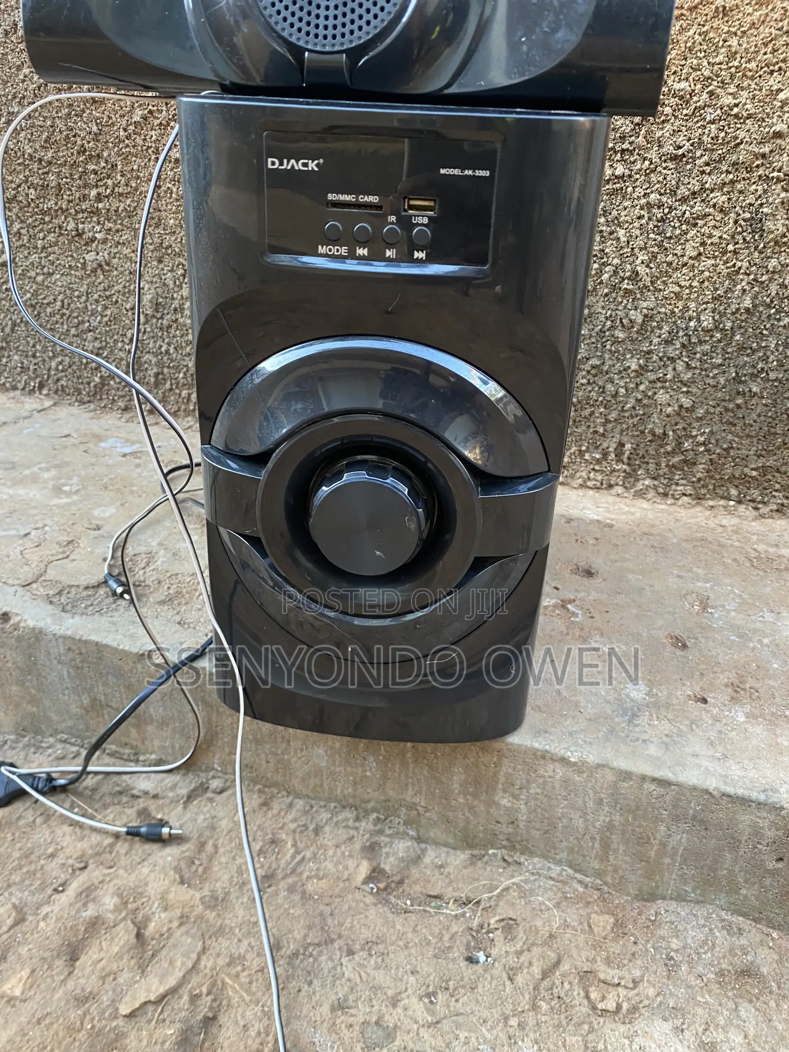 Woofer in Goood Condition and It’s for 10000 Kampala Lubaga A