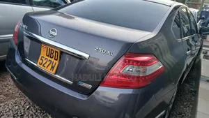 Nissan Teana 2011 Gray