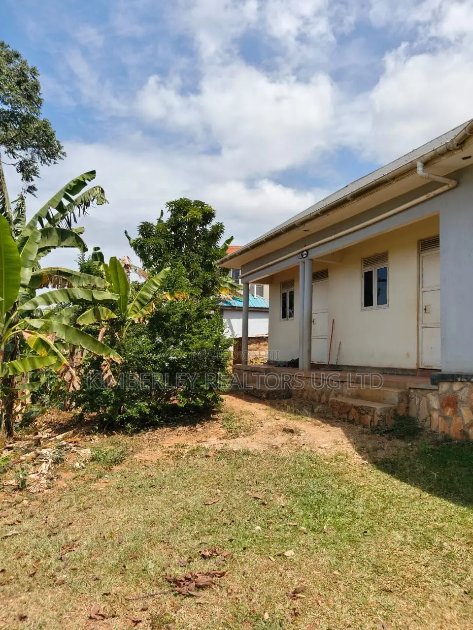 2bdrm House in Division A for sale