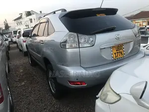 Toyota Harrier 2011 Silver