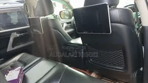 Toyota Land Cruiser 2018 Black