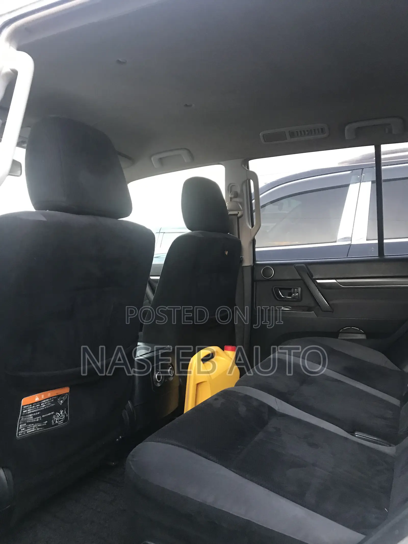 Mitsubishi Pajero 2009 Silver