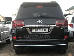 Toyota Land Cruiser Prado 2016 Black
