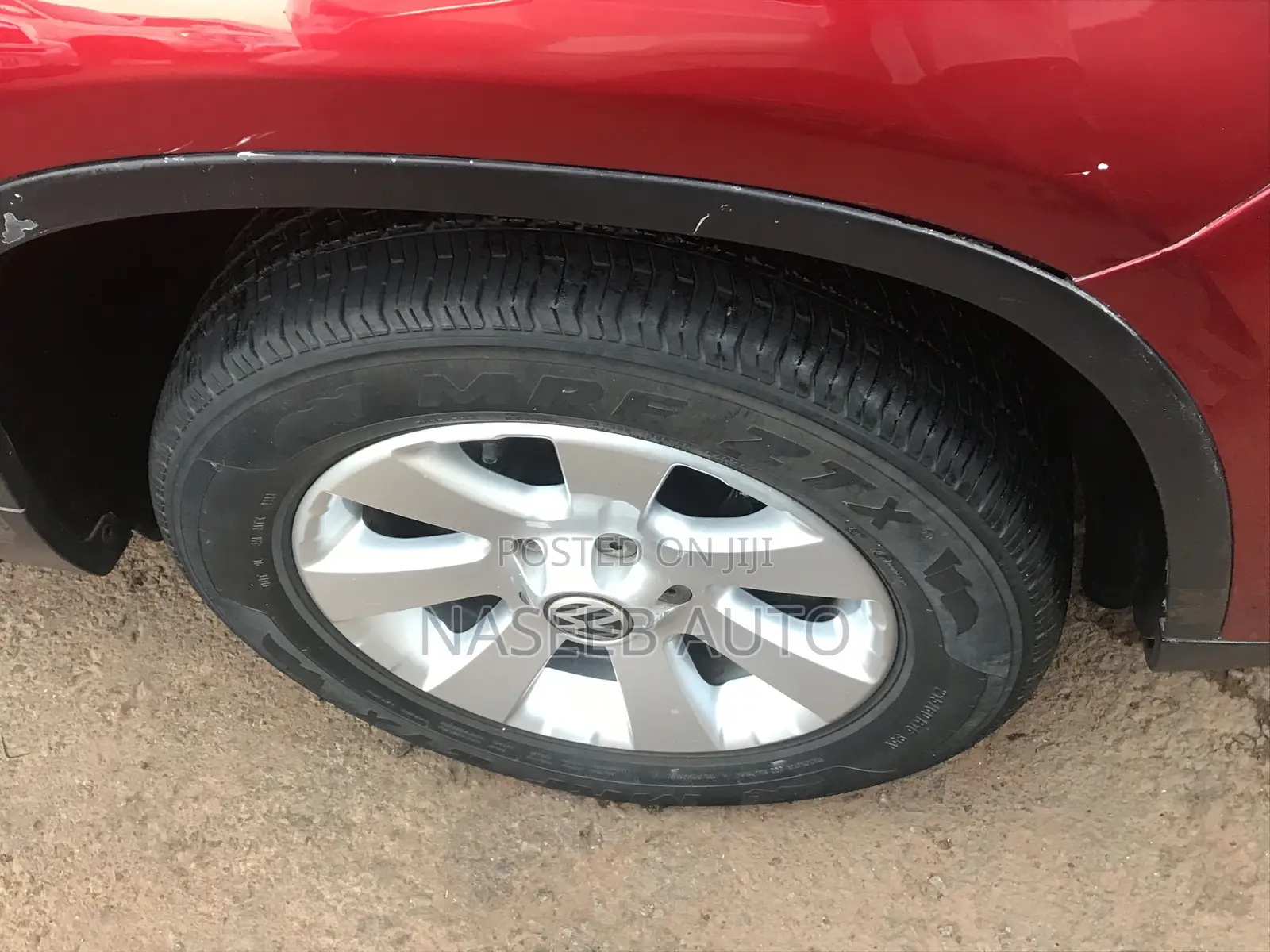 Volkswagen Tiguan 2012 Maroon
