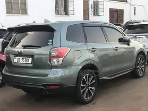 Subaru Forester 2017 Green