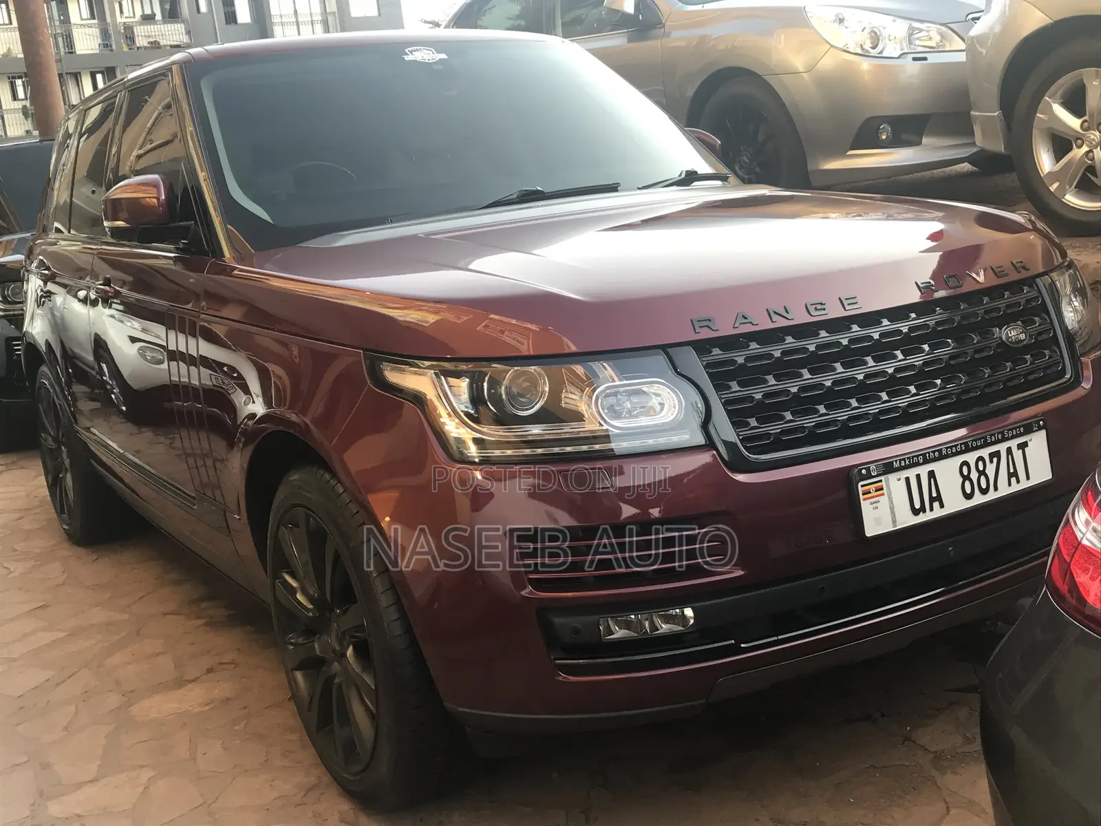 Land Rover Range Rover Vogue 2016 Red